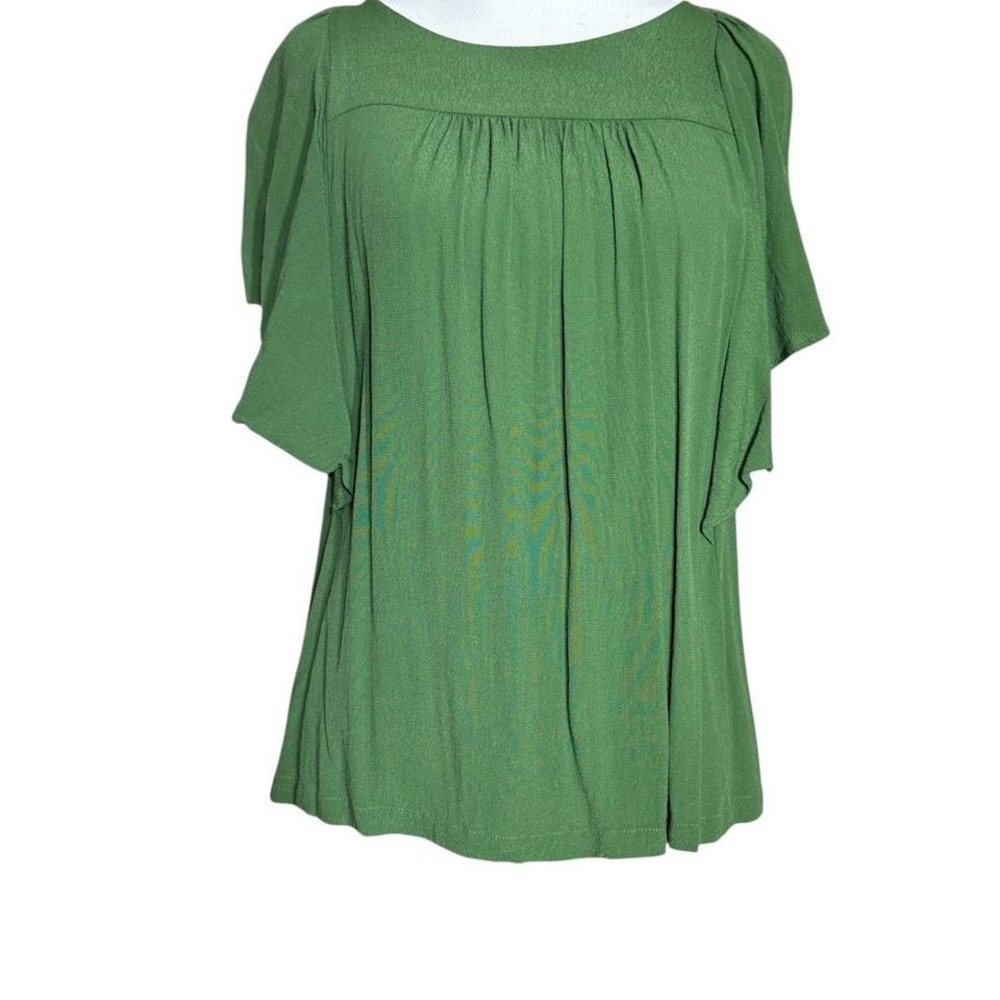 Green sleeveless blouse with ruffled short sleeves Size Small‎
